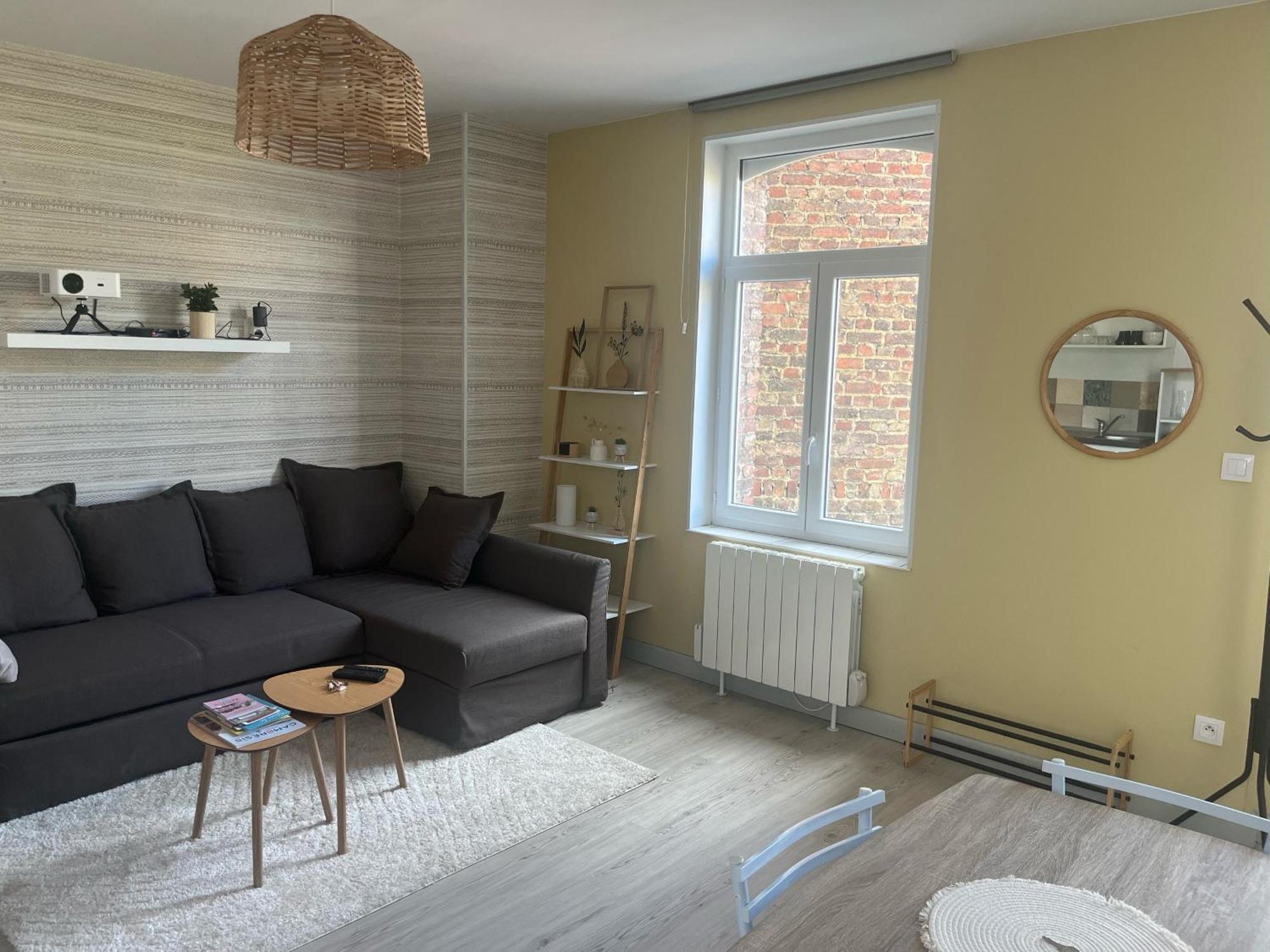 Les Betises, Duplex Hyper-centre